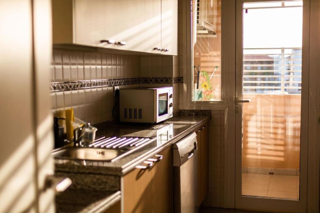 Prachtig Luxe Appartement Met Zeezicht 圣米格尔德阿沃纳 外观 照片