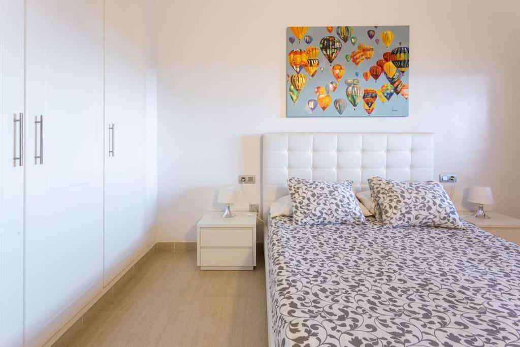 Prachtig Luxe Appartement Met Zeezicht 圣米格尔德阿沃纳 外观 照片